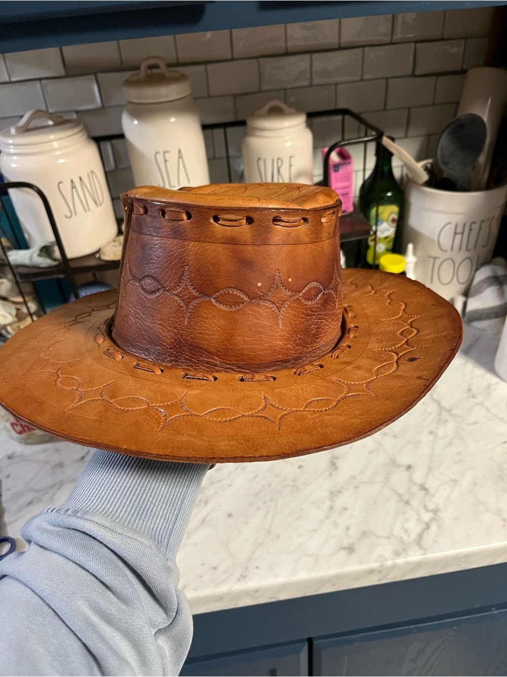 Vintage Mexican hand tooled leather cowboy hat size grande